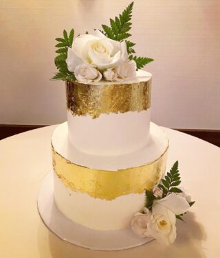 24k karat magic in the air ✨
.
.
.
#weddingcake #Ido #dcweddings #dcwedding #dcbride #virginiawedding 
#buttercreamlove #buttercreamdesign #BakerLife #cakesdaily #floralcake #howtocakeit #cakesinstyle #cakeinspo #buttercreamfrosting #buttercreamcakes #cakesofinstagram #cakedesign #baking #floralwedding #buzzfeedfood #cakegram #thebakefeed #sweettooth #instacake #instabakes #instabakers #stylishcakes #Cakedealer